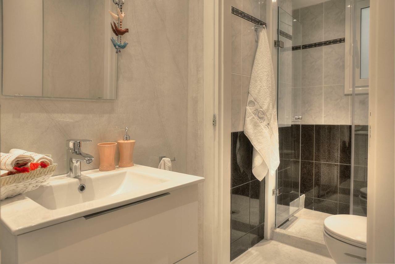 Downtown Glyfada Smart Apartment Atenas Exterior foto